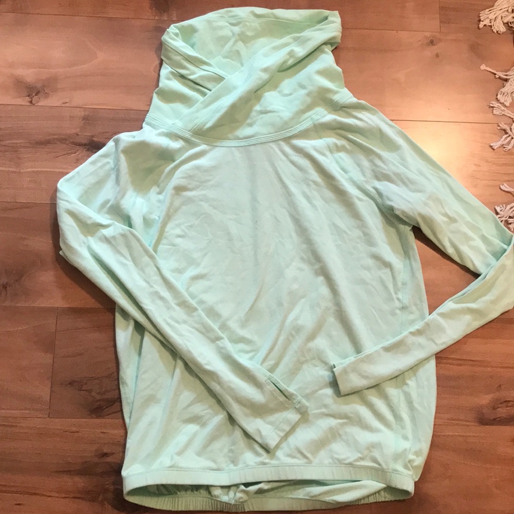 Lululemon Mock Neck Running Top